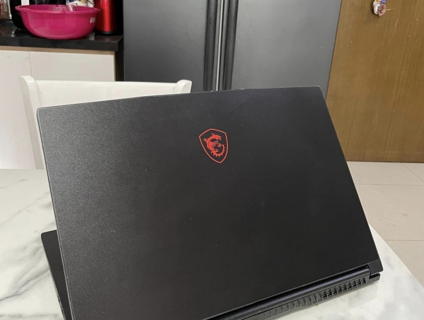 MSI GF63 Thin 11UC Core i7 11800H RAM 16GB SSD 512GB VGA RTX 3050