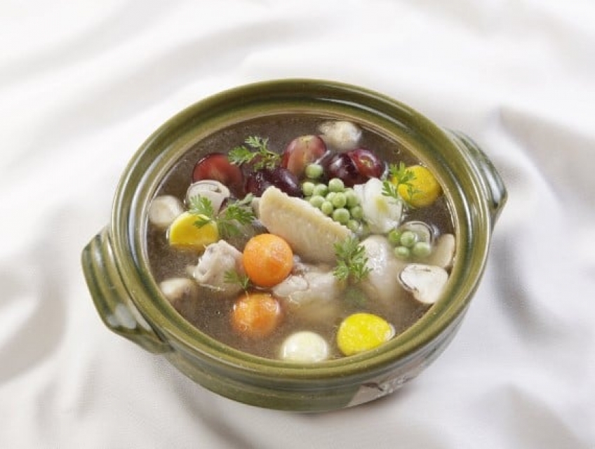 Gà nấu nho vị Pháp cực lạ miệng, bạn đã từng thử chưa?