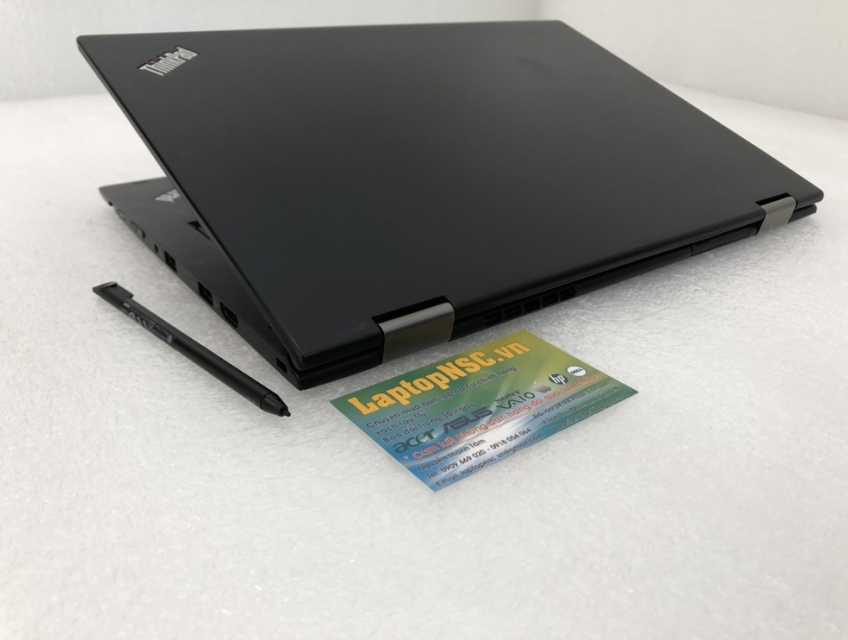 Lenovo Thinkpad X1 Yoga cảm ứng 2 in 1 i7 6600U14-Inch FHD