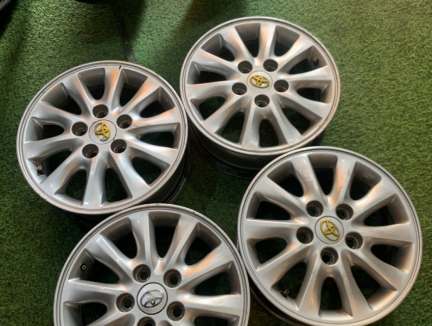 Mâm Zin tháo xe Innova 15 inch cần thanh lý