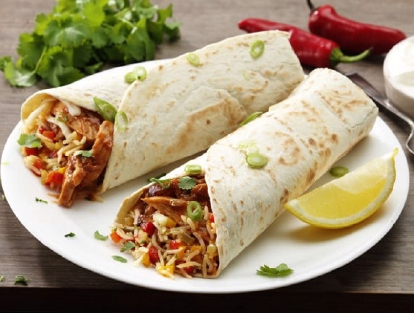 PIZZA TEXGRILL BRINGS MEXICAN CUISINE - BURRITO TO HAI PHONG CITY