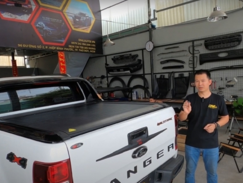 Thanh lý nắp thùng cuộn điện Ford Ranger cũ hiệu Bestwyll