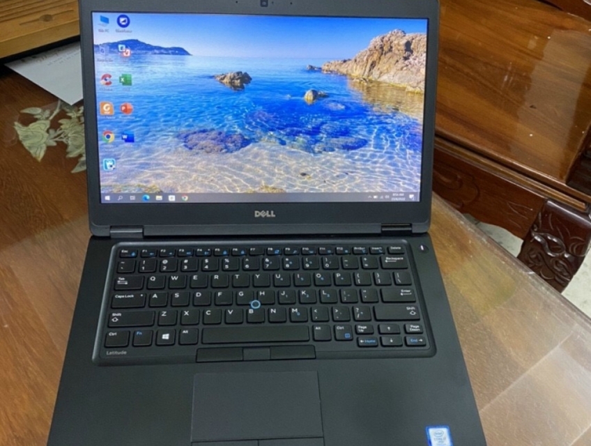 Cần Bán: Laptop Dell I5 HQ 7th