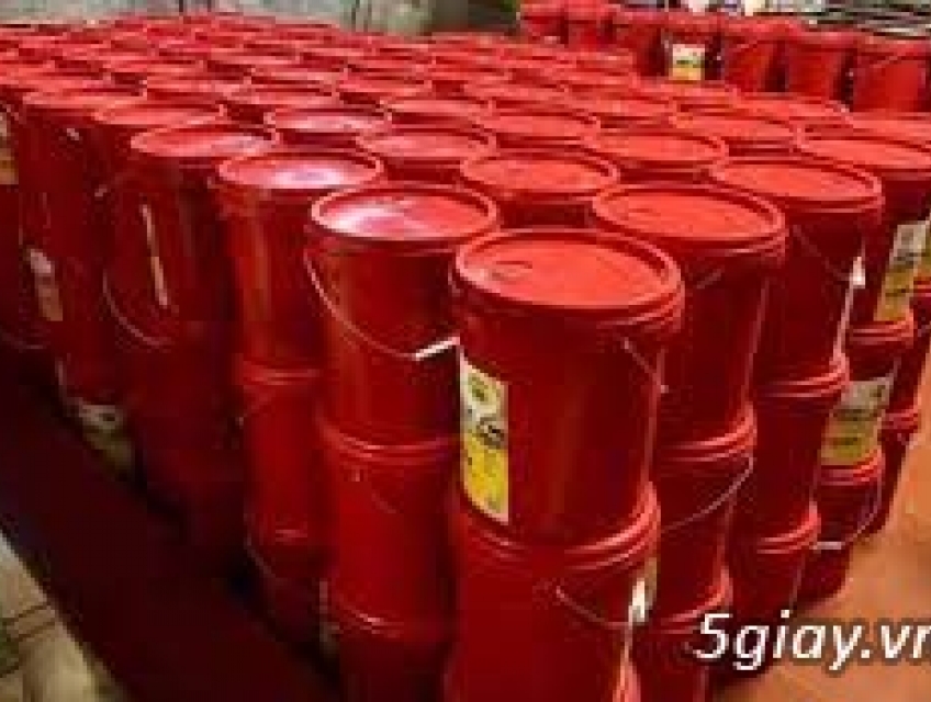 Chuyên phân phối dầu thủy lực Castrol, Shell, Plutus, nhớt 10,...