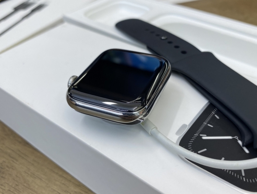 Apple series 5 44mm trắng bản thép máy đẹp nguyên bản esim