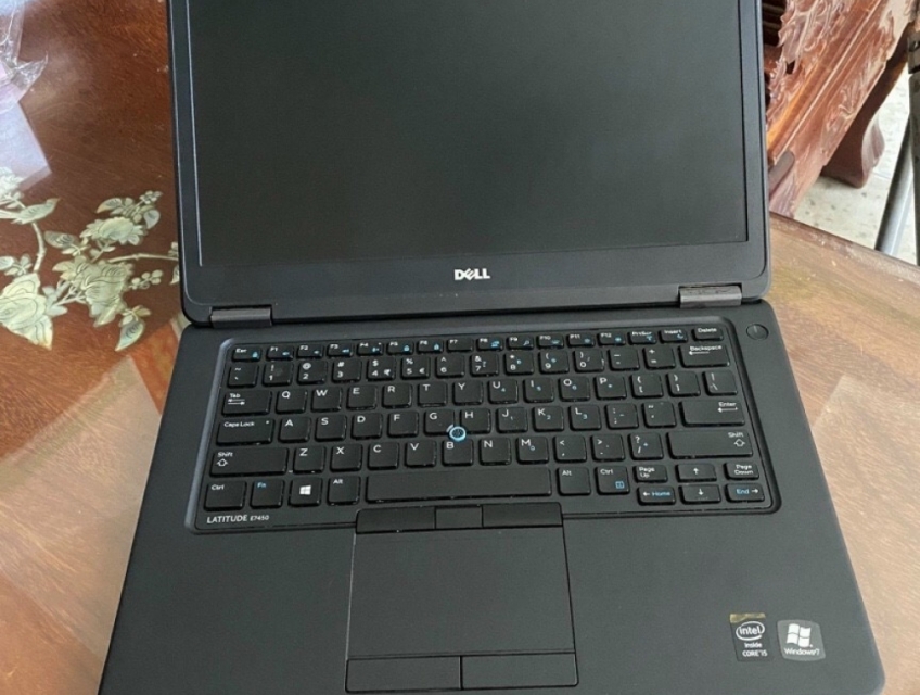 Laptop doanh nhân giá nhỉnh 4tr