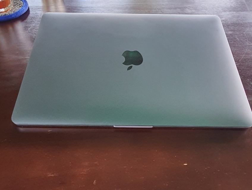 Cần bán Macbook Pro 2019, Ram 8gb, 128Gb SSD