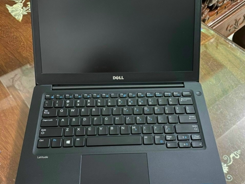 Laptop mini I7 đời cao