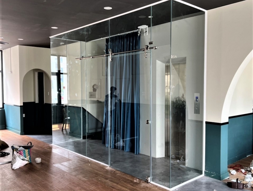 Cửa lùa kính TP HCM