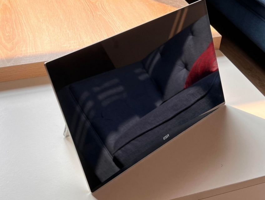 Màn hình phụ cho Laptop ESR 17" Portable monitor