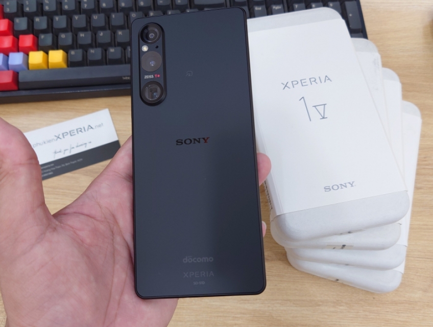 Xperia 1v (1 mark 5) Likenew mới về