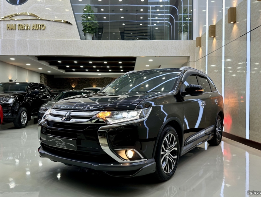 Mitsubishi Outlander 2.0 Premium 2018 xe rất đẹp