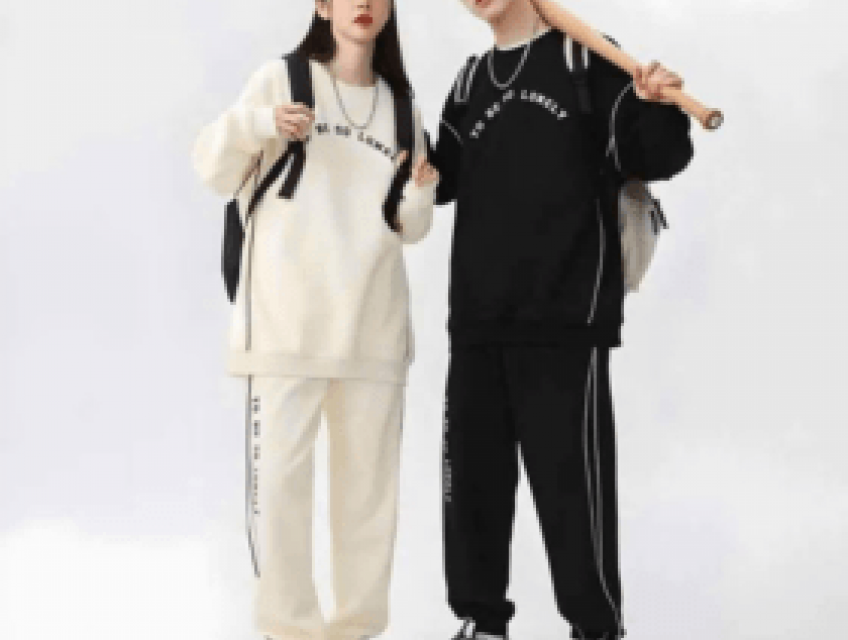 Đồ Bộ Unisex: Sự Kết Hợp Đầy Sáng Tạo và Tinh Tế