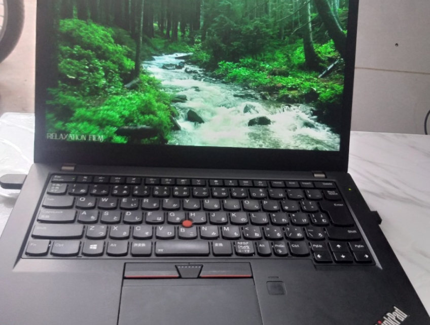 Laptop mỏng Core i5 -7200U 8Gb SSD256Gb Full HD