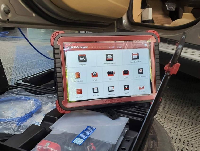 Máy chẩn đoán đa năng THINKTOOL MASTER ONLINE PROGRAMMING