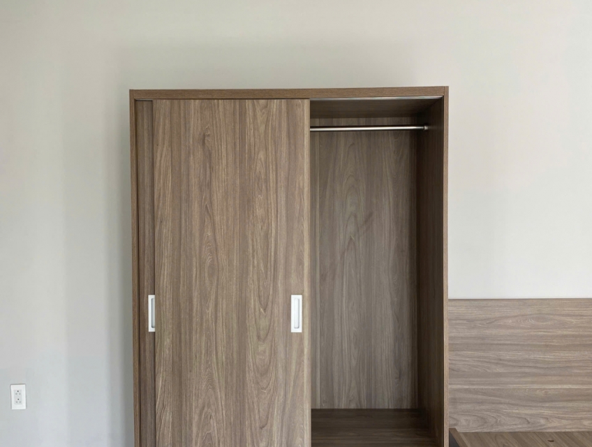 Xưởng đóng tủ áo gỗ MDF giá gốc