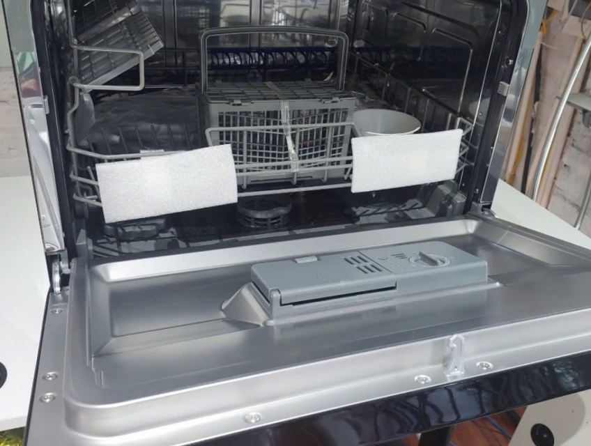 Cần bán máy rửa bát Hafele mới