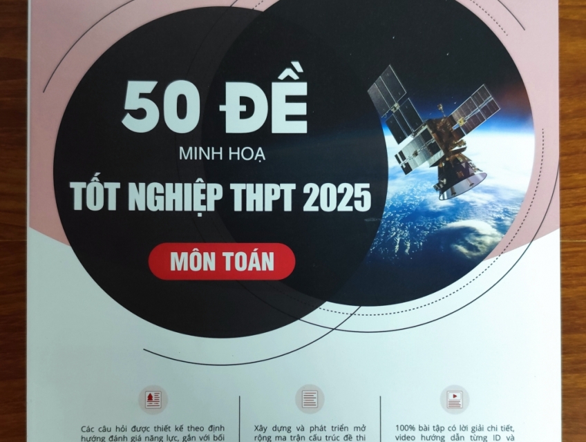 Bán sách đề minh họa thi tốt nghiệp THPT 2025: Toán, Lí, Văn, Anh