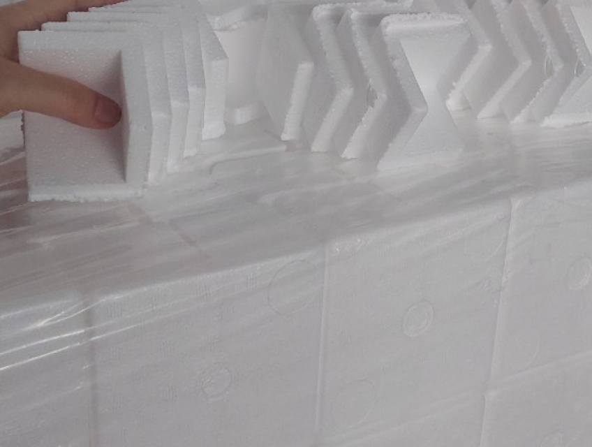 Góc xốp eps chèn ốp góc cạnh đồ điện tử chống va đập