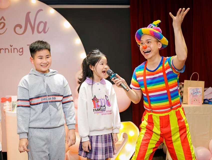 Thuê chú hề hoạt náo sinh nhật cho bé ở đâu