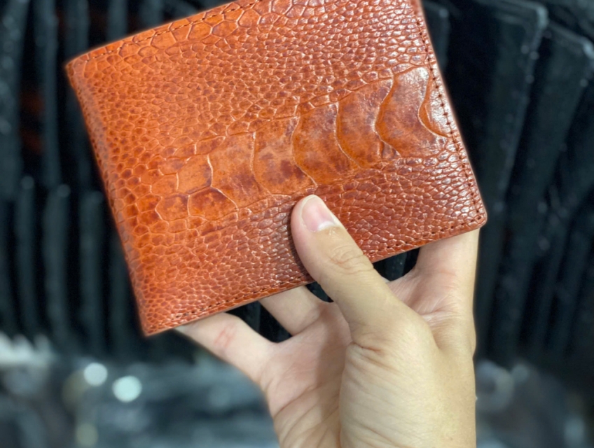 XƯỞNG SẢN XUẤT VÍ – PHỤ KIỆN DA THẬT TRƯỜNG CHINH