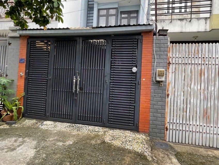 BÁN NHÀ DIỆN TÍCH KHỦNG – VỊ TRÍ ĐẮC ĐỊA – SANG XỊN MỊN