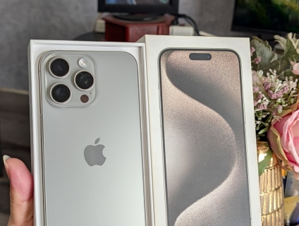 15 Pro max 256G Natural VN/A 99%. Pin 85% !