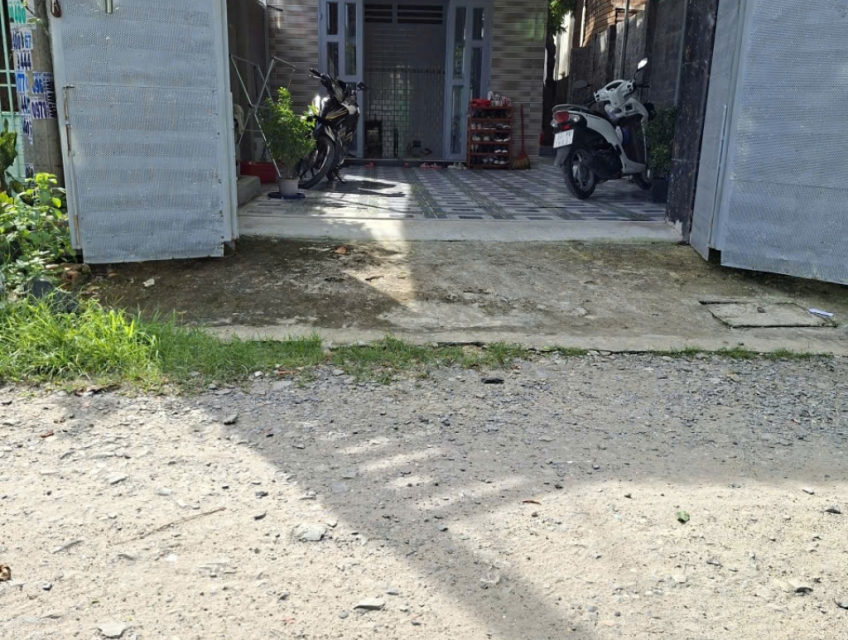 Bán nhà 5x30m Đường Nguyễn Thị Bâu ( sau lưng BV Xuyên Á ) Củ Chi