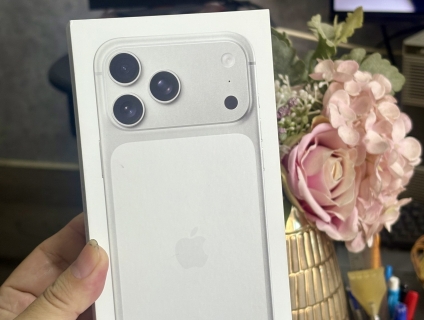 17 Pro max 256G Silver ZP/A Mới 100% New Seal !