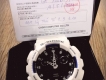 Casio g-shock ga-100b-7a trắng và baby-g bga200pd-4 đỏ cho nam và nữ . Mới 100%