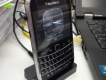 ban BlackBerry 9900, gom ca xac coc va pin du phong