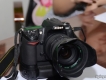 Bán máy D300 + Grip zin theo máy + tặng thêm 2 pin