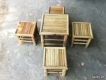 Bàn tre và ghế tre