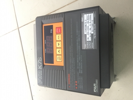 Biến Tần FUJI FVR008K7S 0,75KW