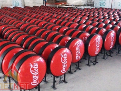 Làm hộp đèn mica hút nổi giá rẻ ở đâu?