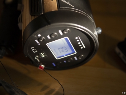 Đèn flash chụp ngoại cảnh Nicefoto 680A, trigger Yongnuo 622 cho Canon