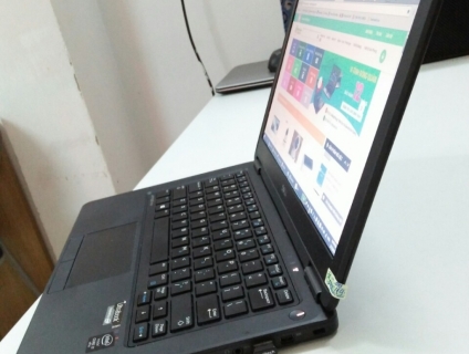 Laptop Dell E7440 i5/ram 4gb/ssd128/12.5”HD
