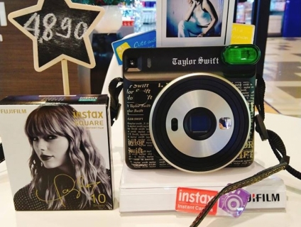 Máy ảnh chụp lấy hình liền ~ Mẫu giới hạn Taylor Swift