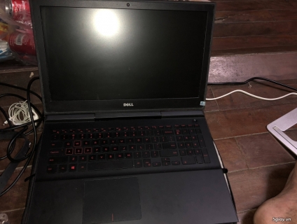 Mình cần bán máy dell inspiron 7567 cấu hình core i7 95%. Giá 18t