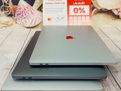 MacBook pro 15" 2017 MPTR2 MPTU2 MPTV2 MPTT2 Apple care 2/2021