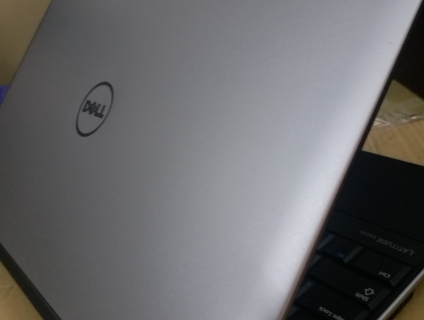 Dell Latitude E6540 like new 96,69% quái vật trong lớp vỏ thư sinh