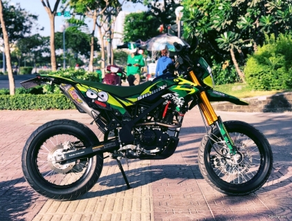 Bán em D-Tracker 150 của Kawasaki dáng supermoto HQCN xe odo 3.000 km