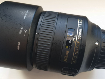 Cần bán: nikon 85mm 1.8G 99%