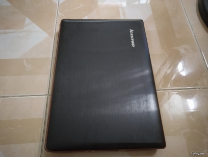 Laptop Lenovo Y470 core i7 - 2670Q , SSD 128G , ram 8G ,VGA AMD HD7670