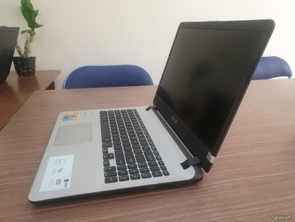 ASUS ViVO < i3_7020U, 4G, 1TB, Full HD > BH 2/2021