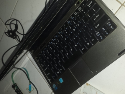 acer one 10 in 500k chữa cháy cho ae nào  cần