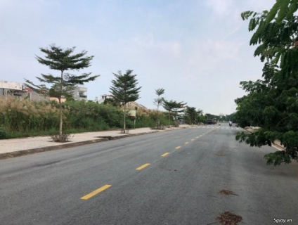 Cần Bán Đất Bộ Công An mặt tiền đường Phạm Hữu Lầu,huyện Nhà Bè