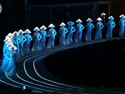 Tour Hội An xem show Ký Ức Hội An hoành tráng