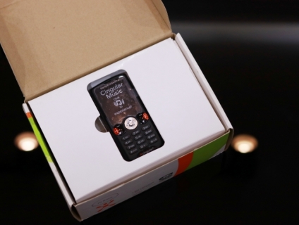 Sony Erisson W810i Nguyên Hộp USA