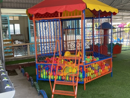 Nhà banh ngoài trời hình lục giác